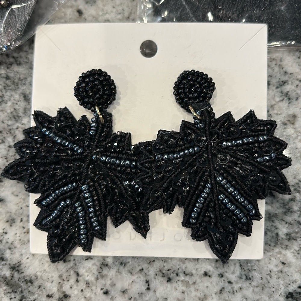 Boho Earrings Lot of 5 pair - Picture 5 of 7